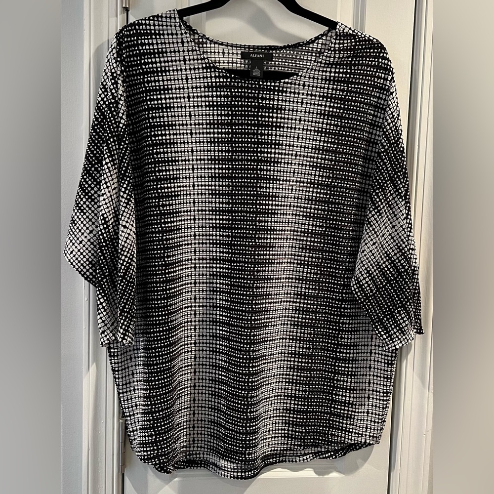Alfani Blouse Black and White Pattern